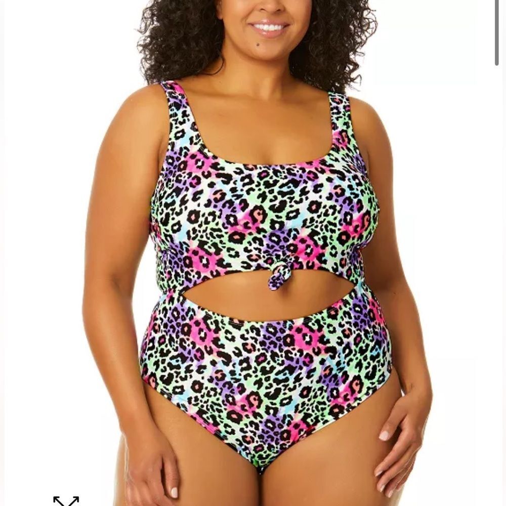 SALT + COVE Trendy Plus Size Leopard Love Cutout One-Piece Swimsuit